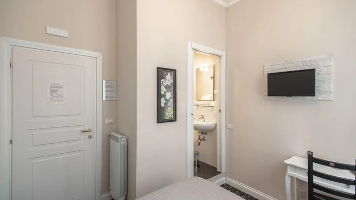 Queen Room